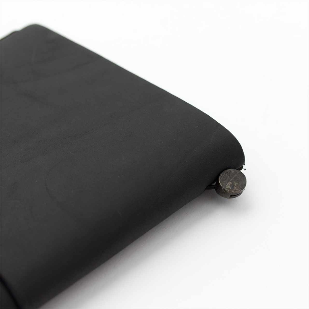 Traveler's Notebook Regular Size Starter Kit | Black
