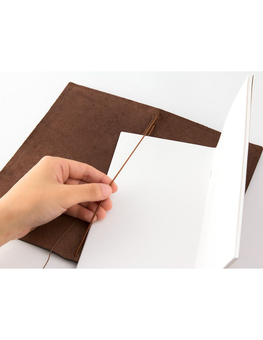Traveler's Notebook Regular Size Starter Kit | Dark Brown